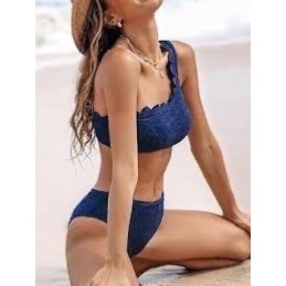 Cupshe Floral Scalloped One-Shoulder Bikini ‘Top’ Tone On Tone Rich Royal Blue W - Picture 2 of 8
